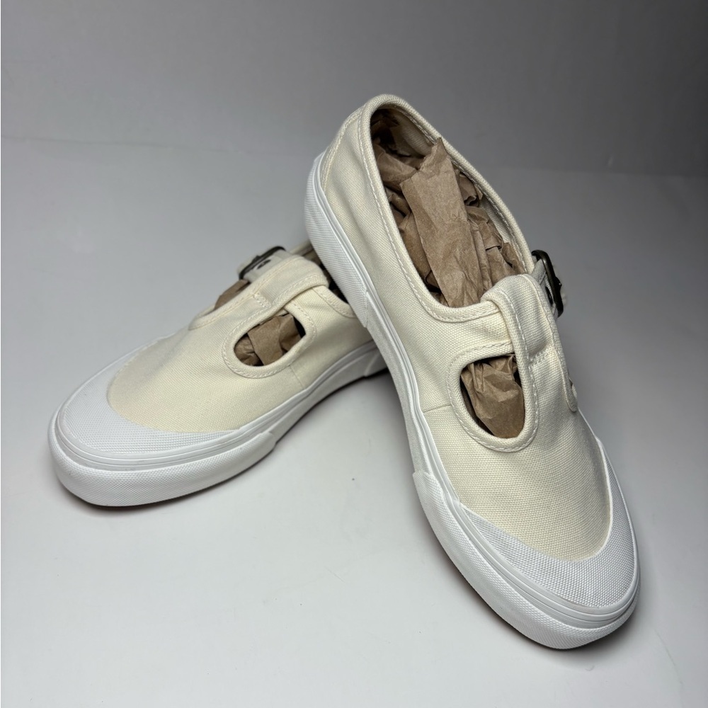 Vans Women's Cream Canvas Sneakers - Picture 12 of 16